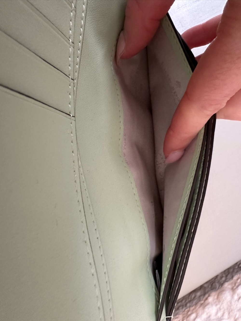 Kate Spade Dumpling Pebbled Leather Large Slim Bifold Wallet Light Olive Green - Picture 9 of 9